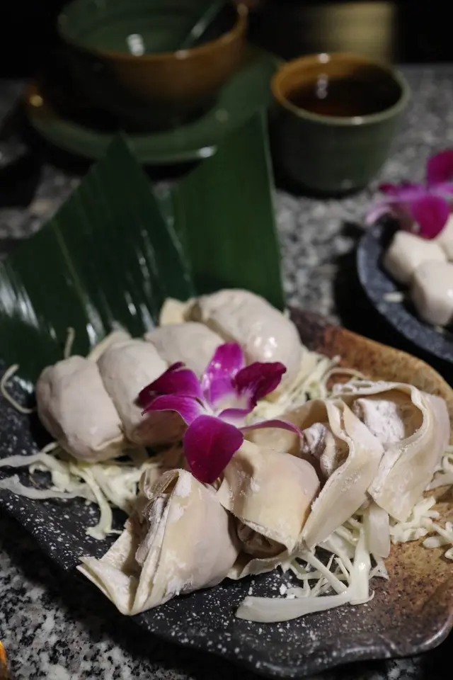 自家製麻辣牛肉餃、自家製極品水餃