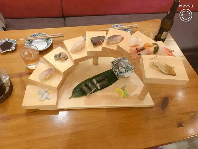 壽司的米飯味道和口感都很好！魚很鮮美。讚。