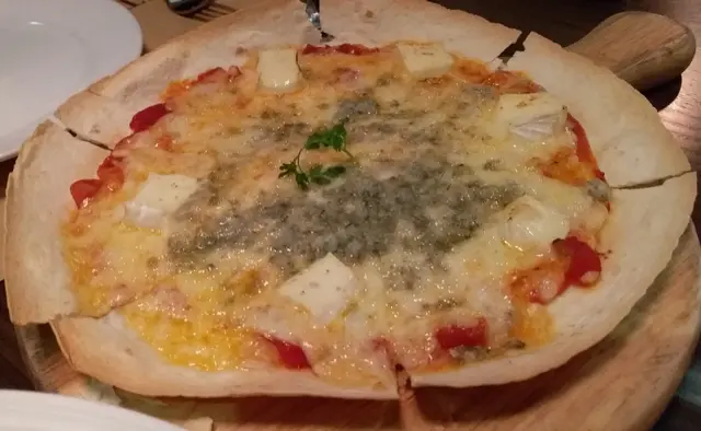 四式芝士薄餅