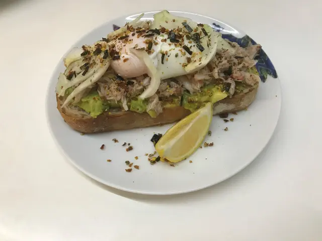 Avocado & Crabmeat Sandwich