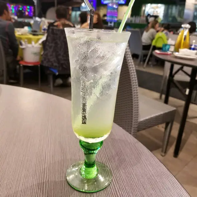 青蘋果氣泡茶