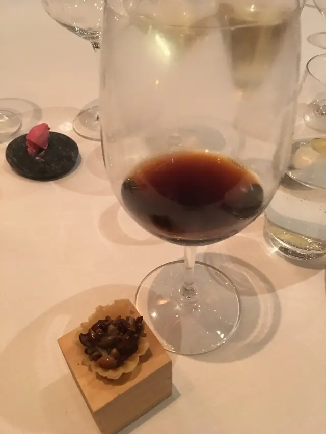 Mushroom    Soup  with   a  tart