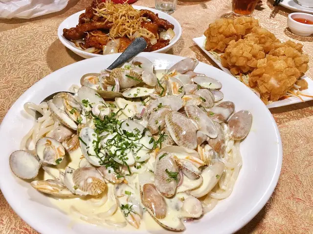 白酒忌廉花甲烏冬