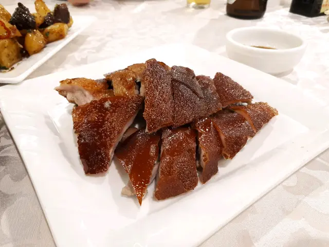 超值孖寶E (1) 即燒乳豬件