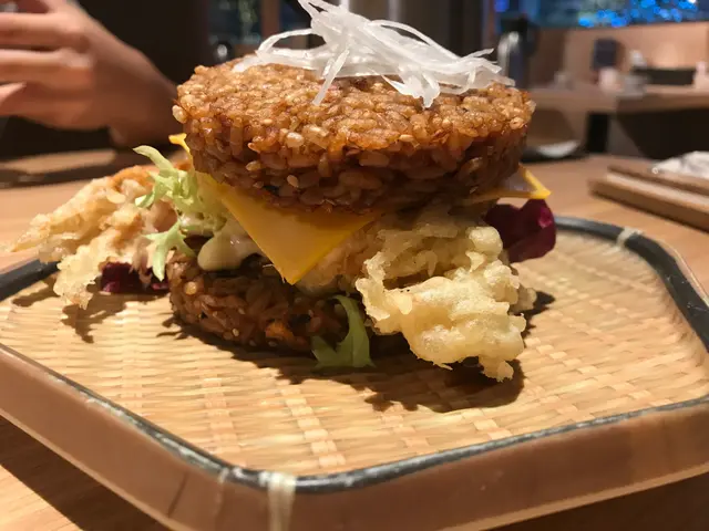 炸軟殼蟹壽司漢堡