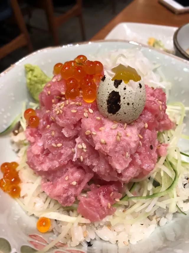 碎吞拿魚茸丼-限定