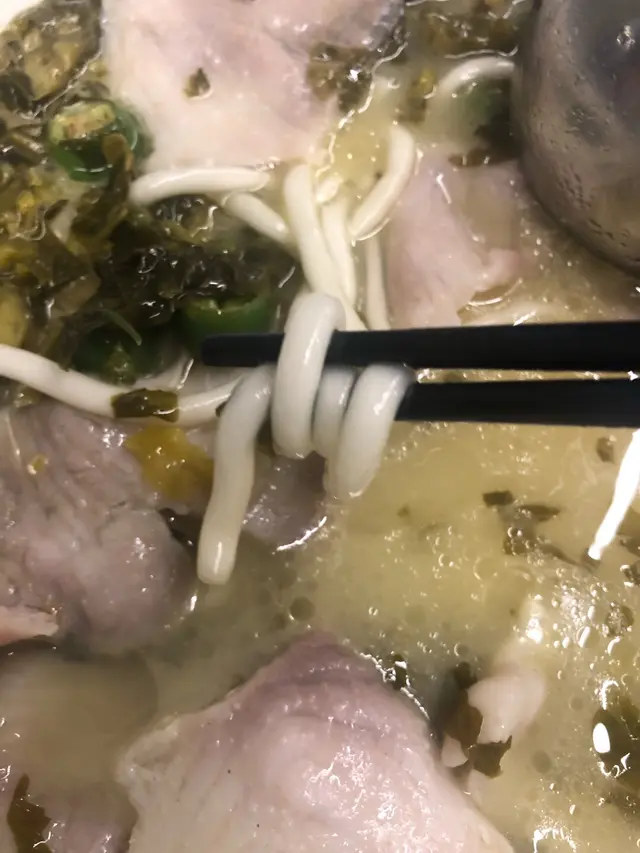 秘製酸菜鯇魚