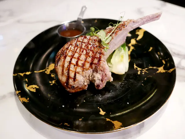 香煎西班牙伊比利亞黑毛豬鞍