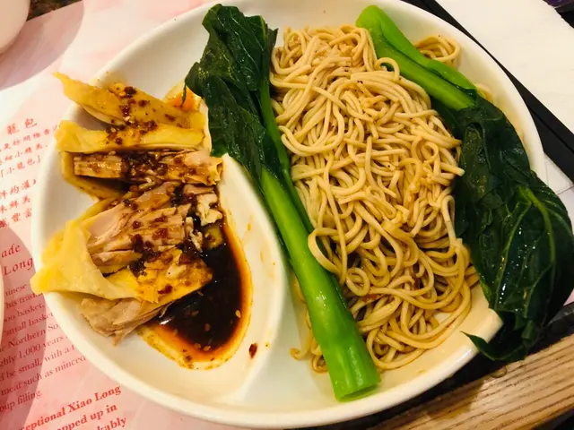 口水雞拉麵