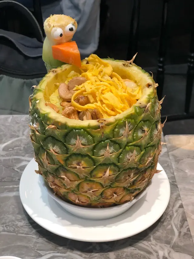 熱帶雨林菠蘿飯