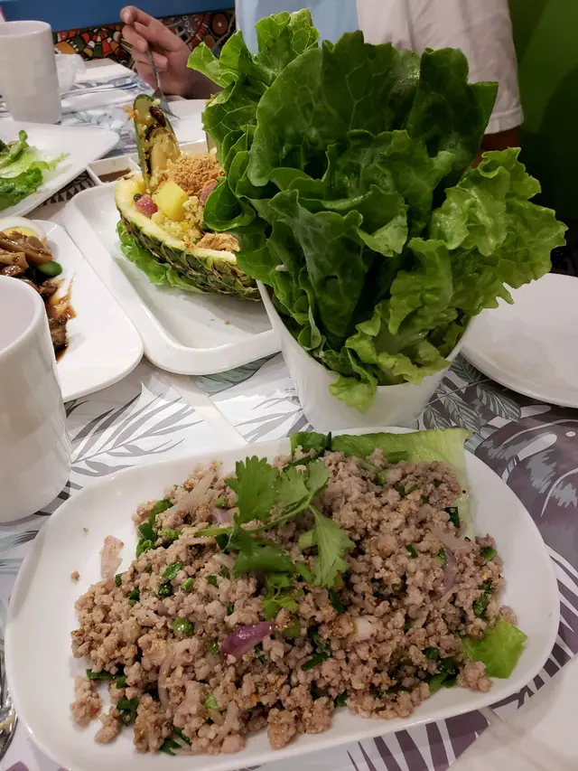 香葉肉碎生菜包