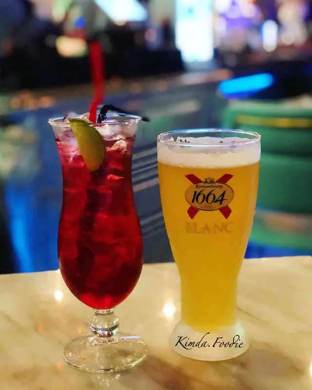 Red  Sea  &  1664