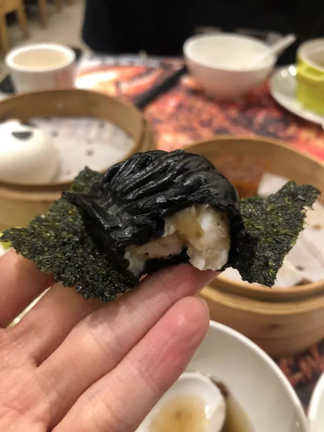 小老闆紫菜係送既 我拎左黎伴餃