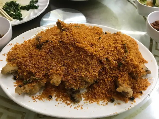 避風塘賴尿蝦肉