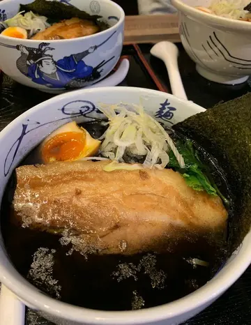 黑武骨豚角煮拉面
