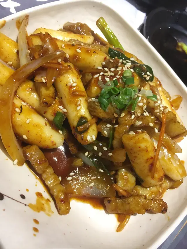 豚肉炒年糕