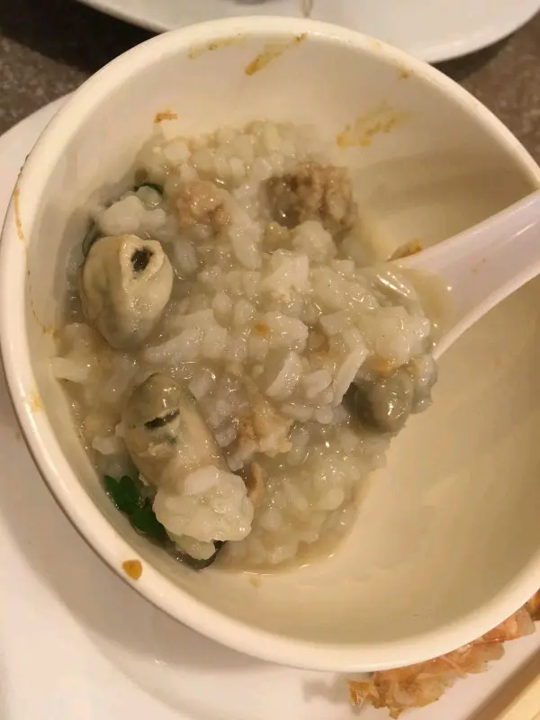 蠔仔肉碎粥