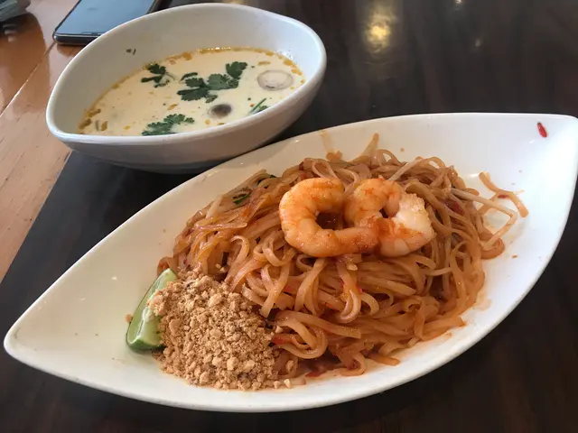 泰式蝦炒金邊粉