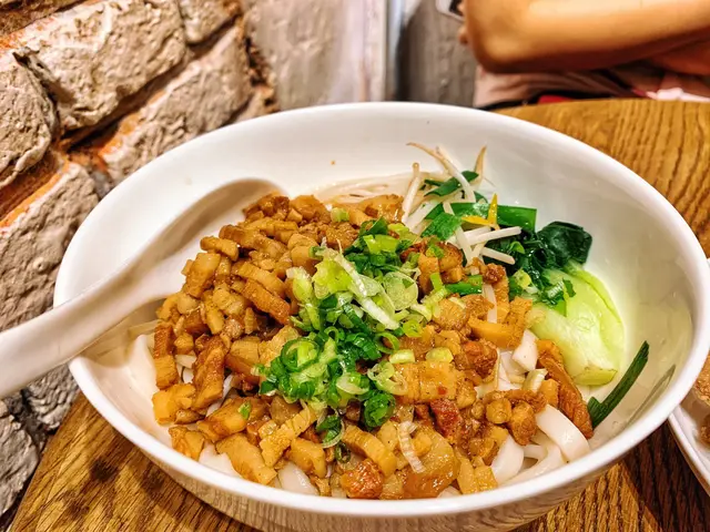 犇之滷肉乾伴麵