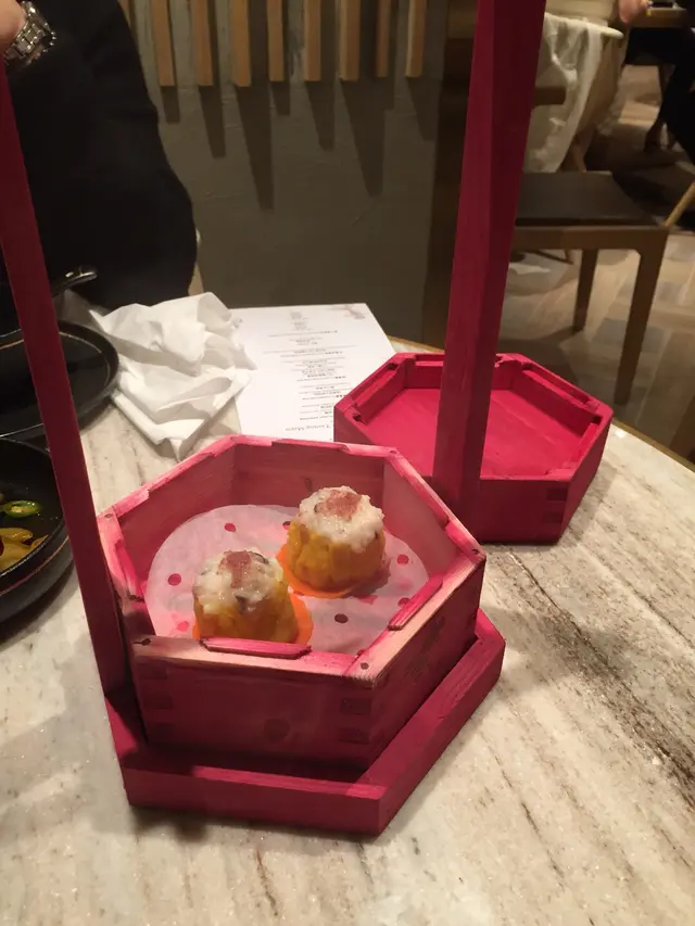 流心鵪鶉蛋燒賣