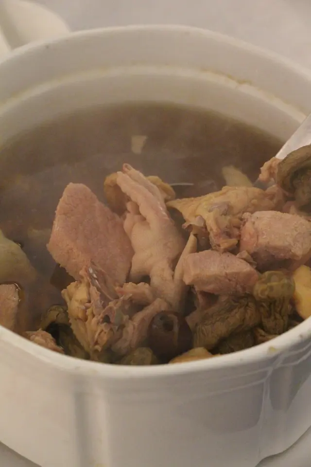 姬松茸響螺湯
