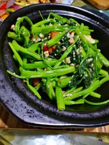 啫啫通菜煲