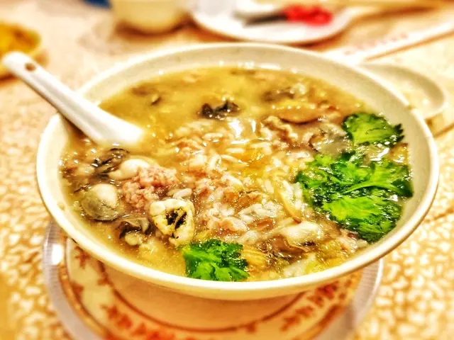 蠔仔肉碎粥