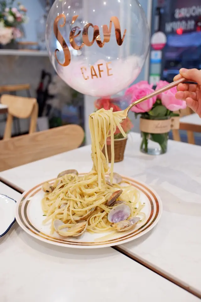 白酒香蒜蜆肉意粉