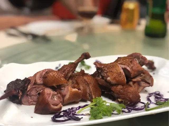 超驚喜！其中一位朋友形容係全晚之最。出面食親都係乾柴烈火，呢度可以整到分享之餘，肉質juicy彈牙,  唔膩口，幾飽都Keep住當零食放入口！