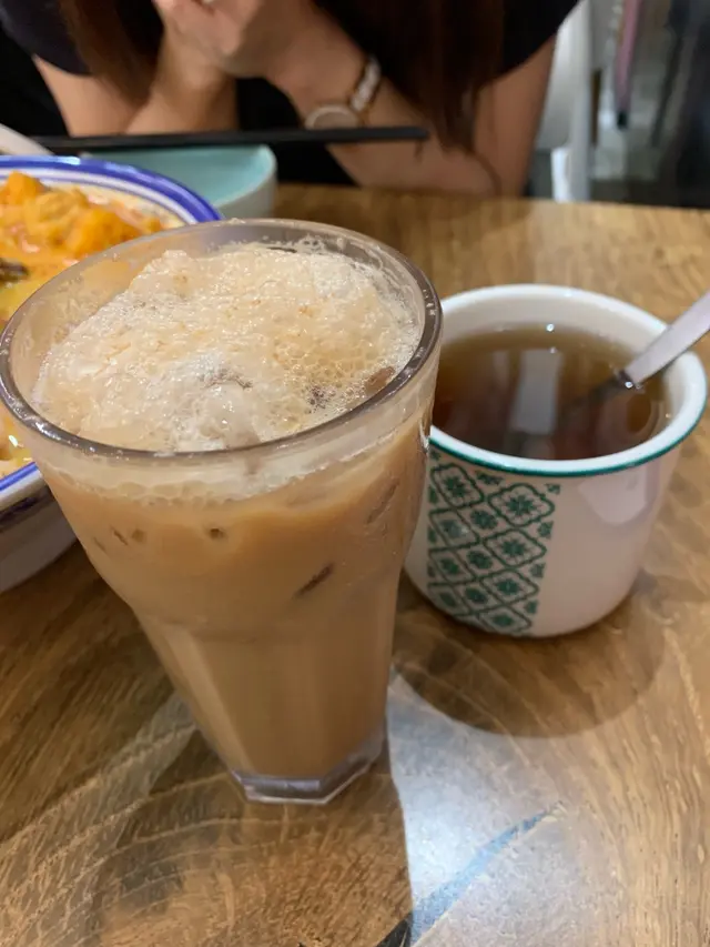 馬來拉茶&桂圓特飲