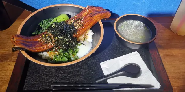 原條蒲燒鰻魚飯