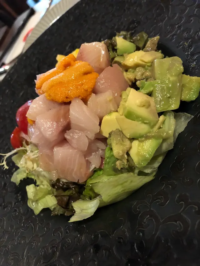 油甘魚海膽沙律