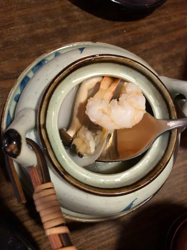 清蒸茶壺海鮮湯