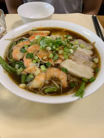 蝦肉片米粉（大）