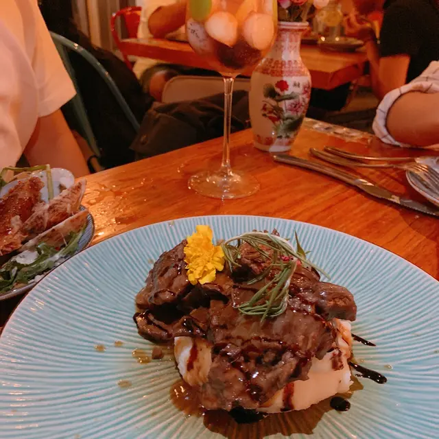 慢煮甜酒燴和面頰