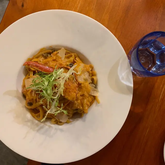 茄蓉蟹肉龍蝦扁意粉