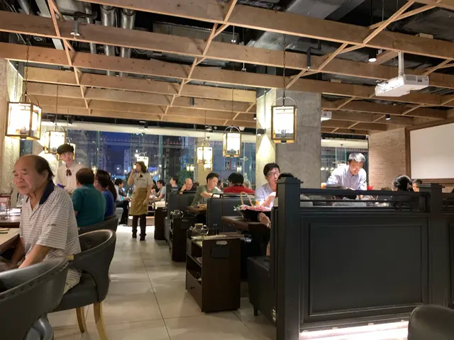 座位寬敞