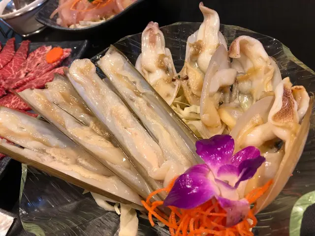 聖子、蚌