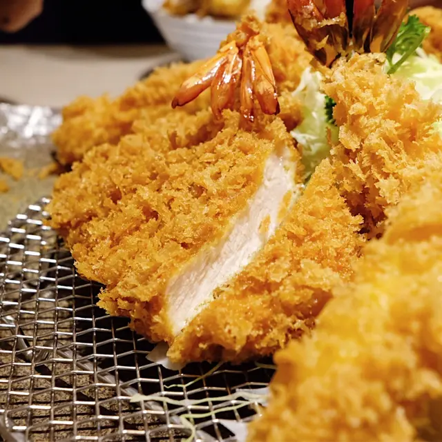 吉列豬扒拼大蝦定食(二人份)