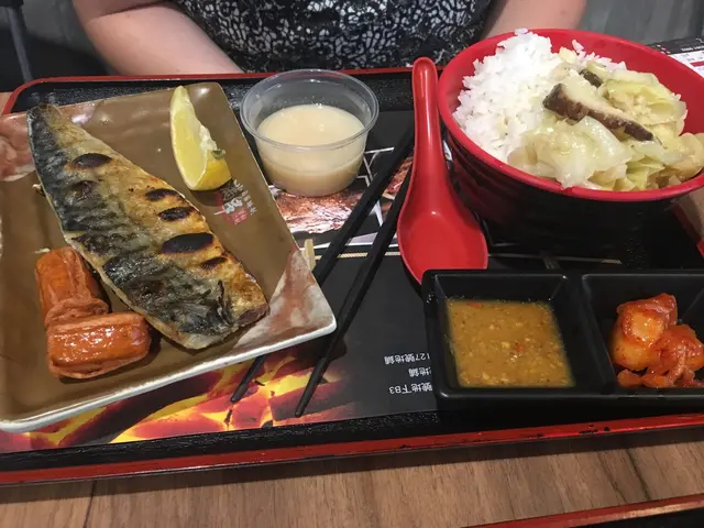 鹽燒鯖魚飯
