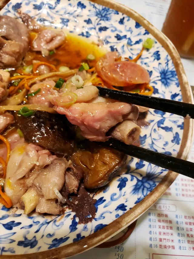 蟲草花北菇蒸滑雞