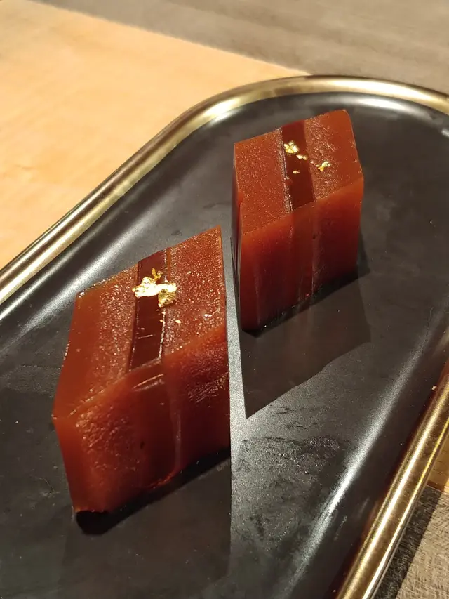 賣相高貴,酸酸甜甜,又有輕輕紅酒味