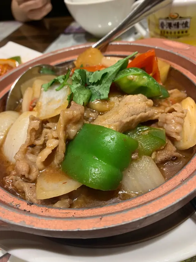 沙爹金菇肥牛煲