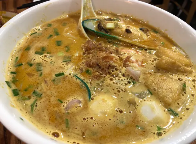 海鮮有幾種 湯底濃郁