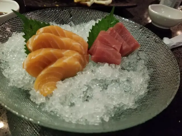 三文魚和拖羅刺身