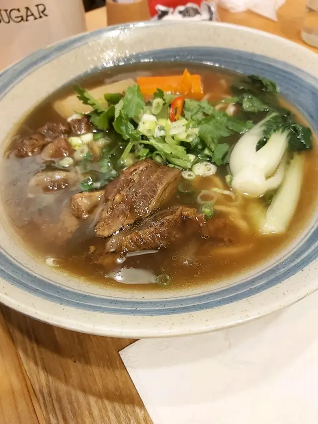 養生清燉牛腩麵