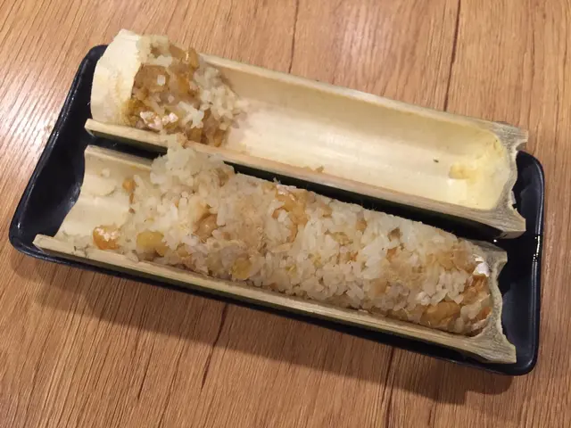 蝦米菜甫肉鬆竹筒飯