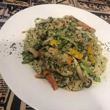 菠菜鸡皇意粉