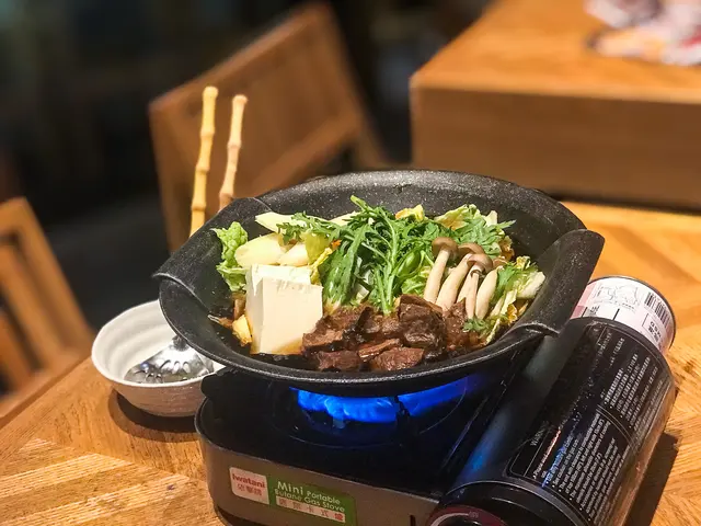 日本產霜降A4和牛壽喜燒