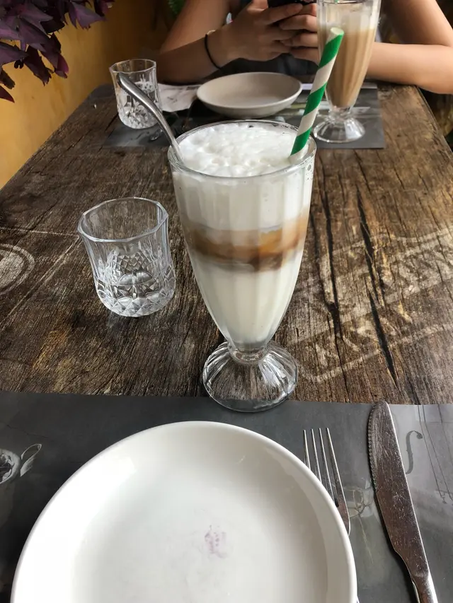Iced cappuccino